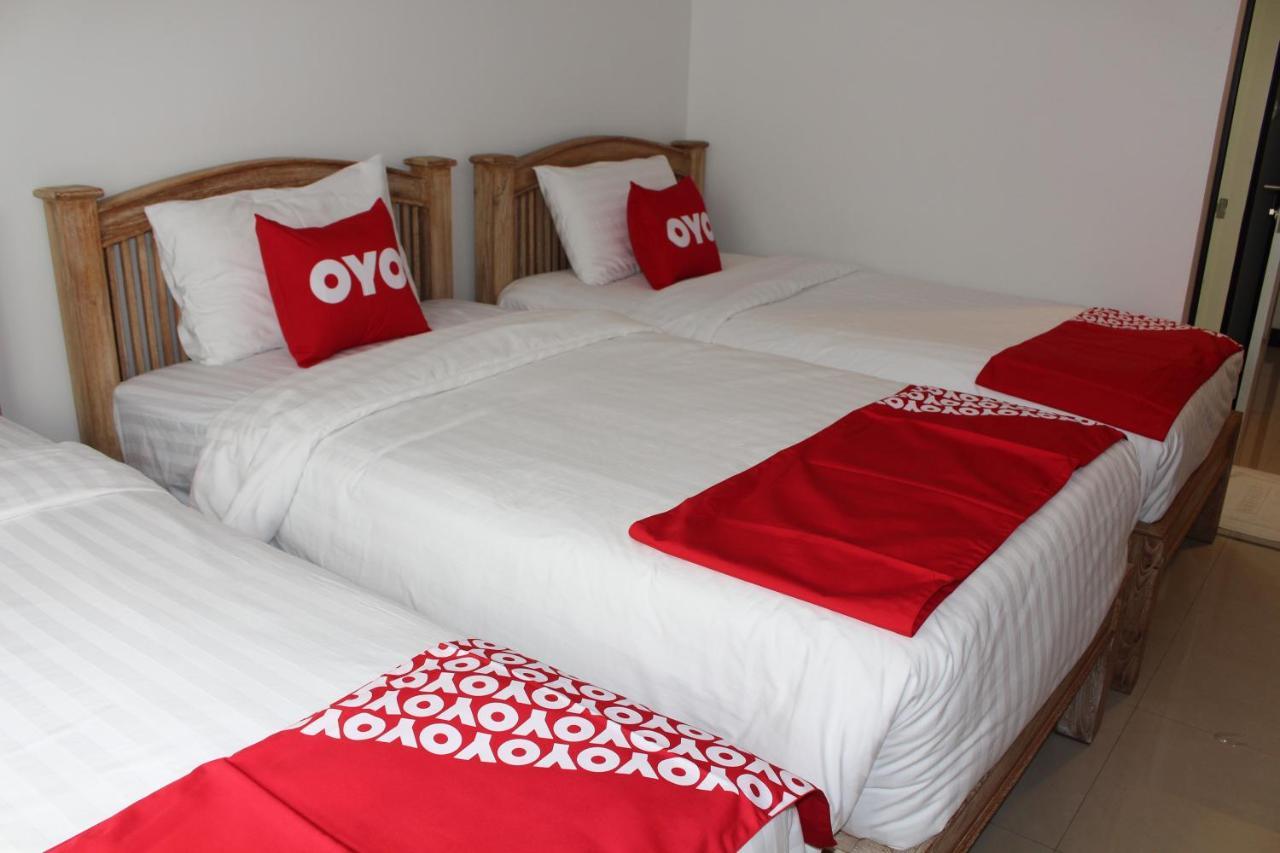 Oyo 75409 Premium The Family Hotel Чіангмай Екстер'єр фото