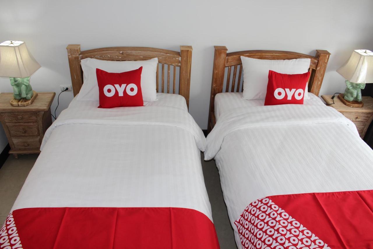 Oyo 75409 Premium The Family Hotel Чіангмай Екстер'єр фото