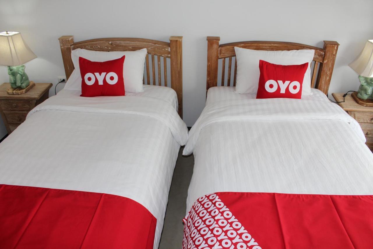 Oyo 75409 Premium The Family Hotel Чіангмай Екстер'єр фото